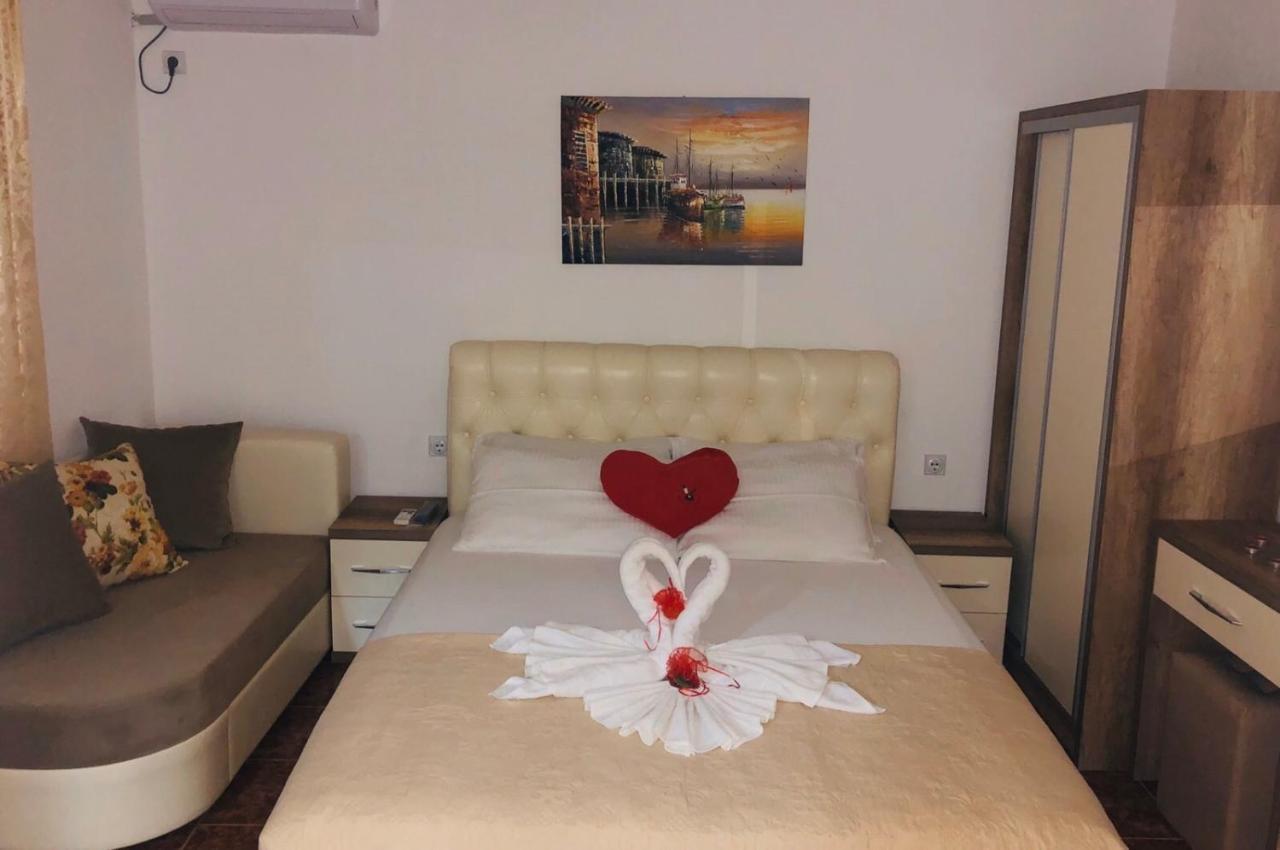 Apartments Gusar Ulcinj Exterior foto